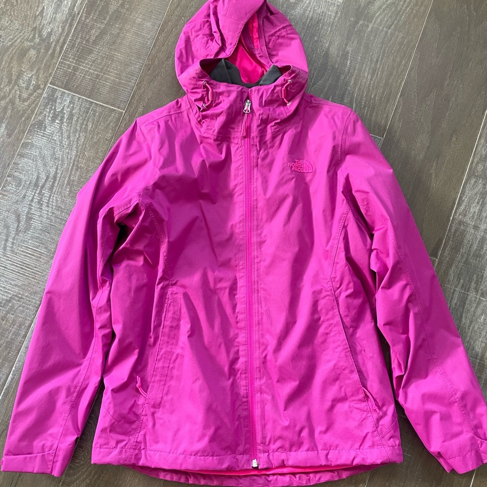 Brand new, never worn Northface jacket